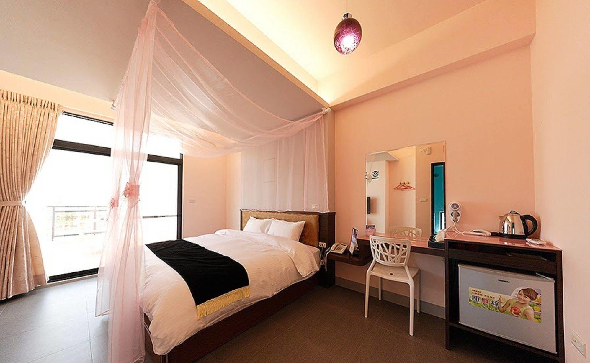 Mirage Bed and Breakfast Magong Buitenkant foto