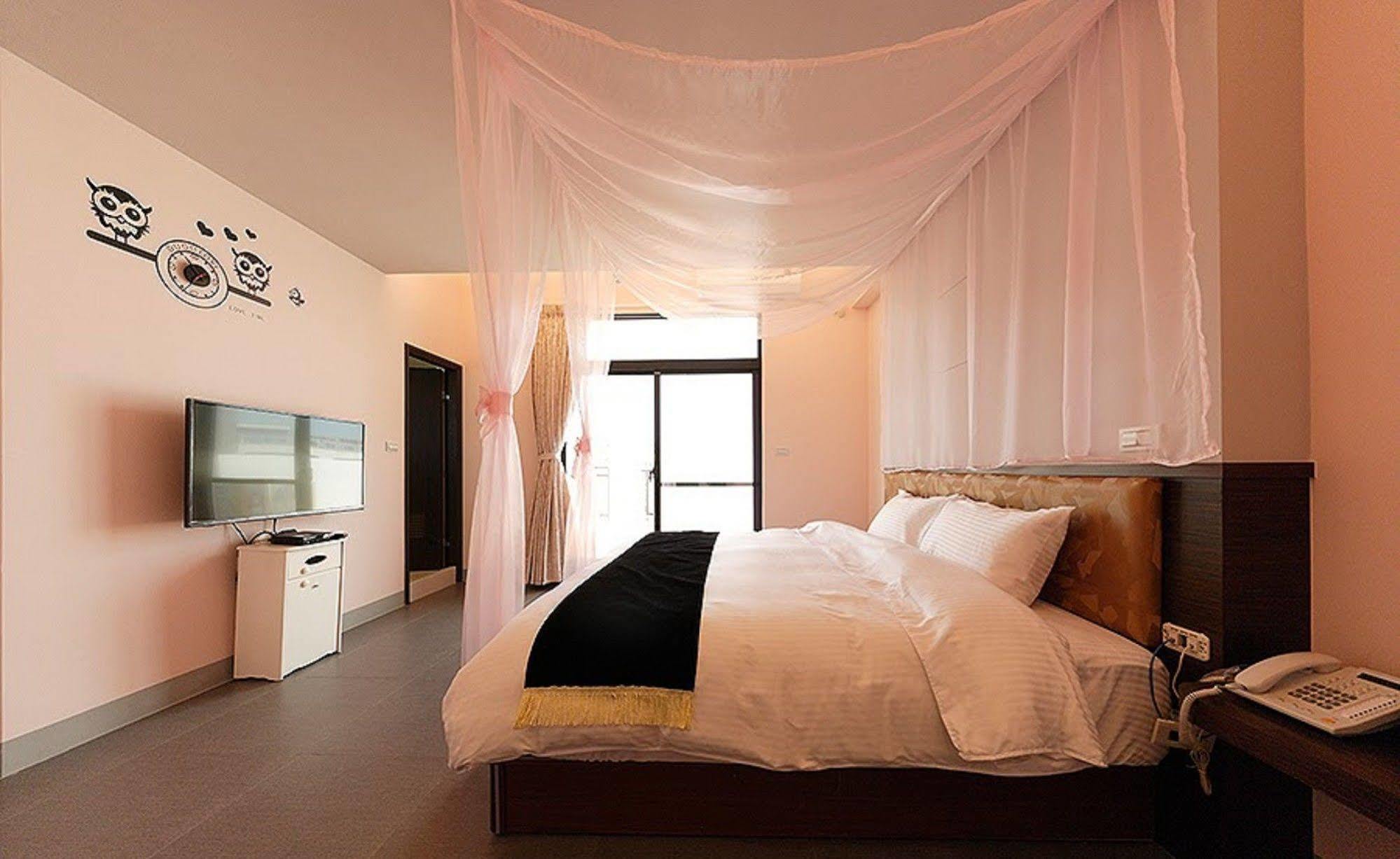 Mirage Bed and Breakfast Magong Buitenkant foto